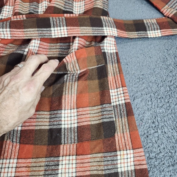 Vintage Pendleton Robe Mens Medium Brown Plaid Wool Belted Long Sleeve Made USA - Picture 2 of 8
